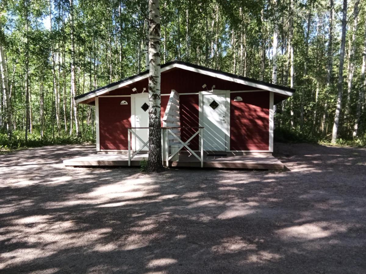 Mäentaustan aitat - B&B Janakkala