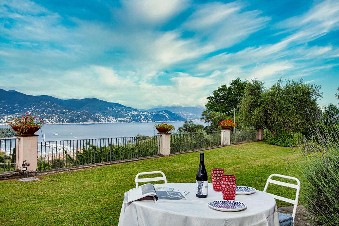 Typical renovated house with sea views - Chambres d’hôtes