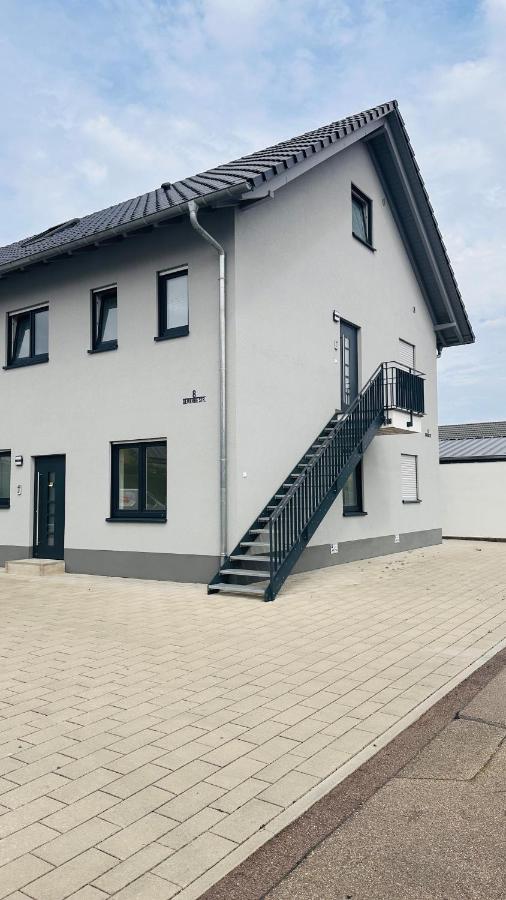 AMAO-Obsidian I 120qm I Elegantes Business- & Familienapartment I 3 Schlafzimmer I KingSize Betten - B&B