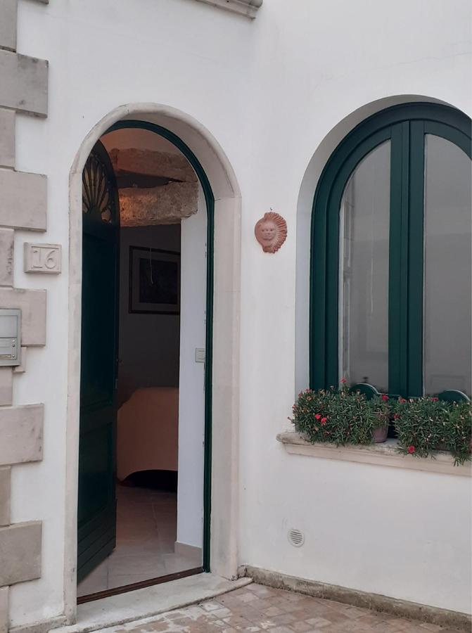 LA CASETTA DEL CORTILE Taviano - B&B