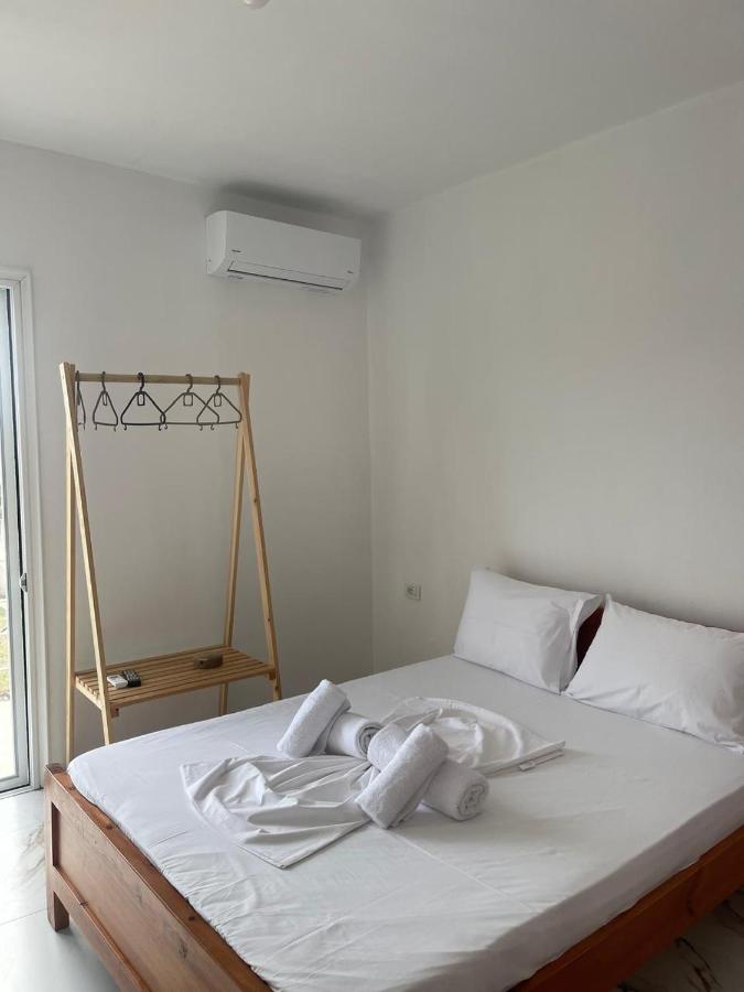 Ambelas Guest Rooms 4 - Bed and Breakfast Himarë