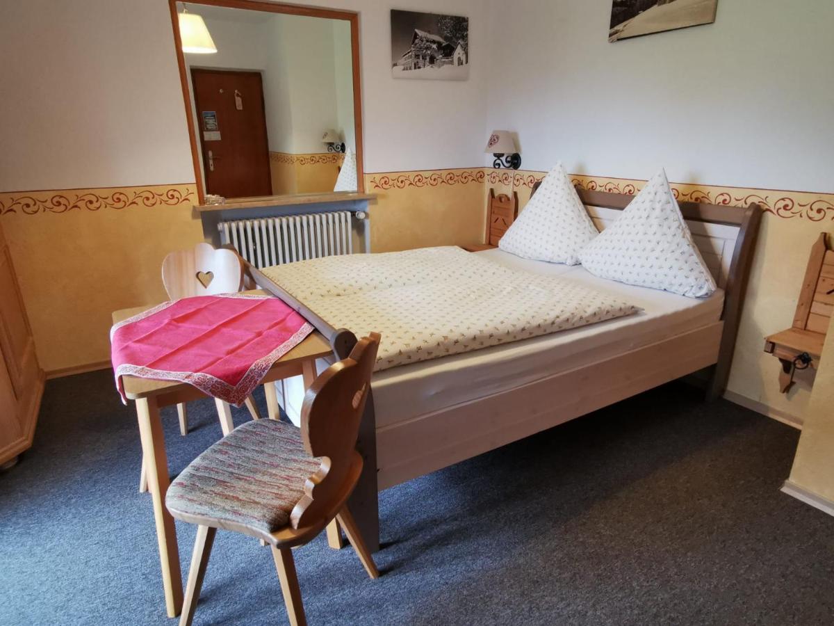 Doppelzimmer mit Bergblick