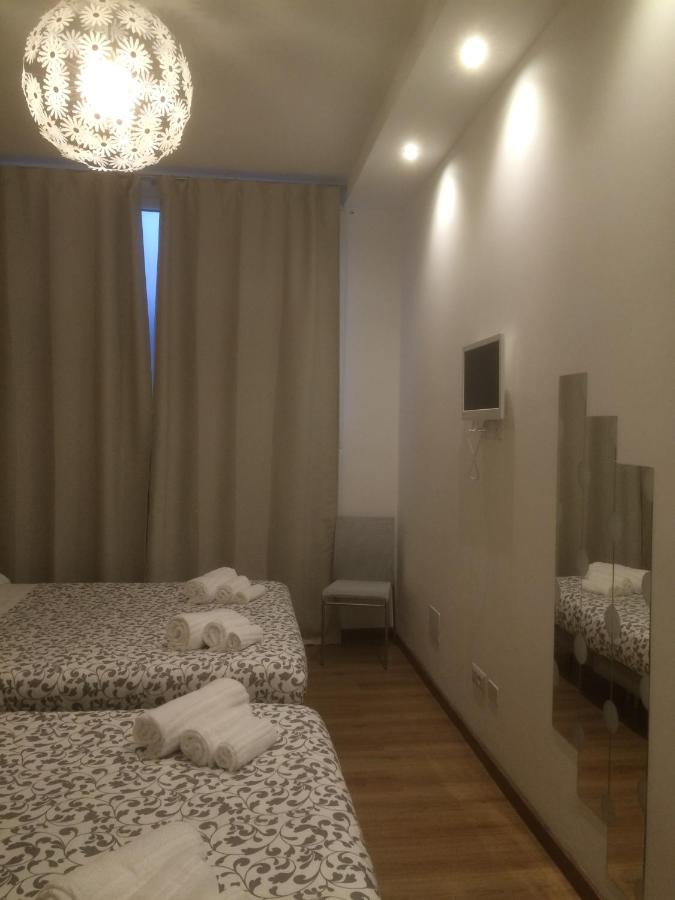Triple Room with Shared Bathroom