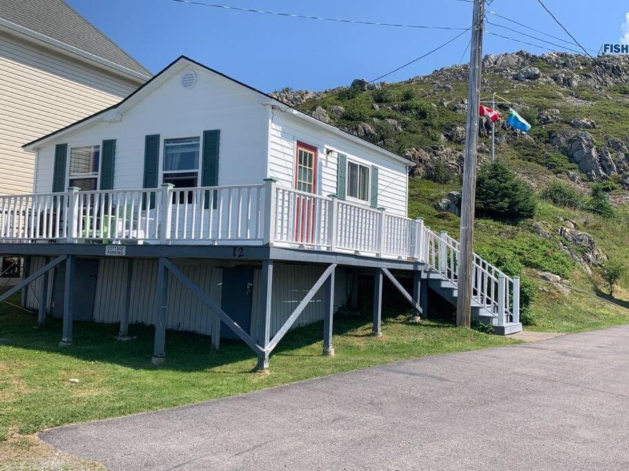 Hillside Cottage - Bed and Breakfast