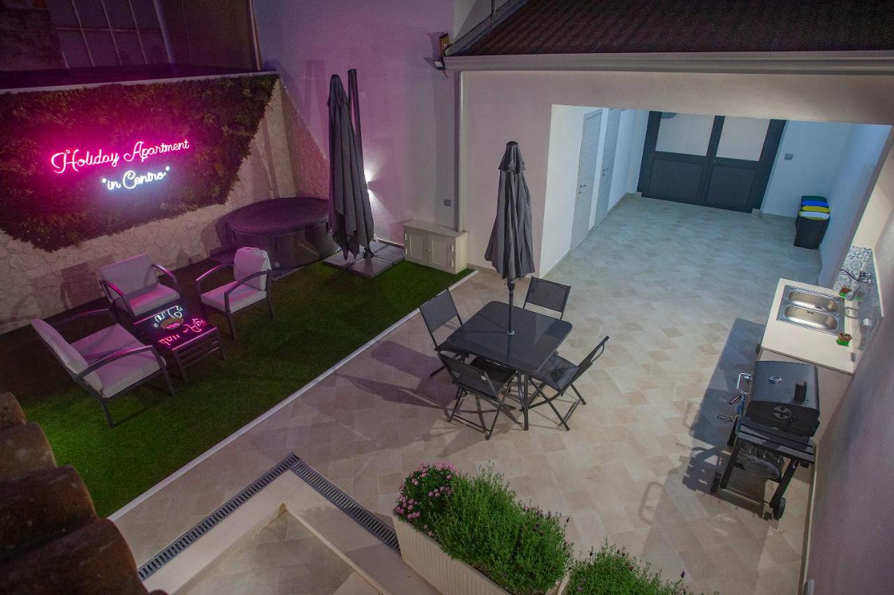 Holiday Apartment In Centro - B&B