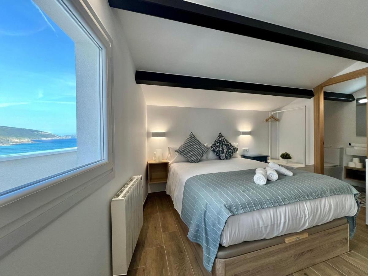 Apartamento de 1 dormitorio con balcón y vistas al mar