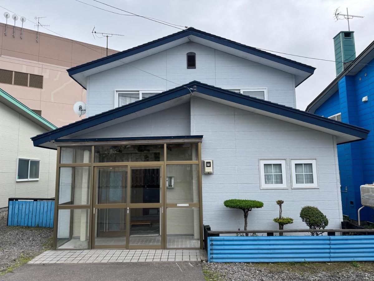 Rishiri Antique Inn - B&B Rishiri Town