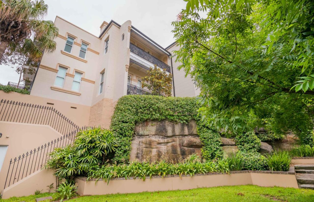 Perfect Located Studio Apartment - B&B Sydney