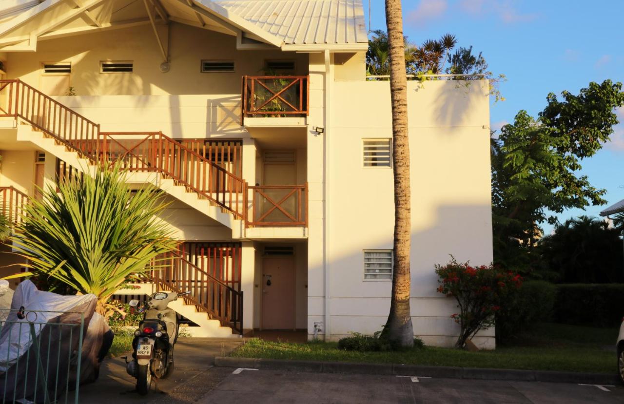 Beau logement Trou d'eau, La Saline avec terrasse - B&B