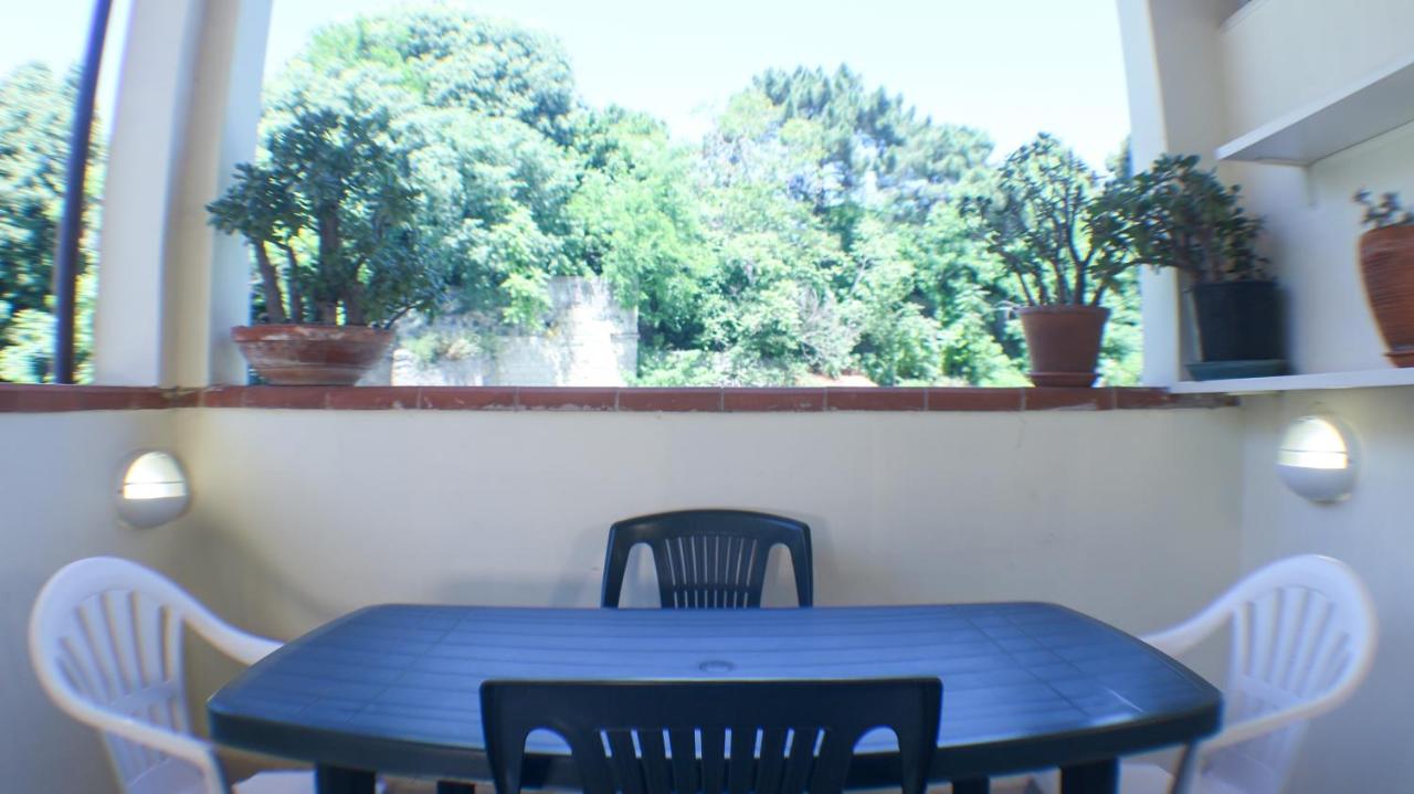 PORTICI - Casa con Posto Auto Gratuito e Wi-Fi a 2 passi dalla Circumvesuviana e a 10 minuti dal mare - B&B Portici