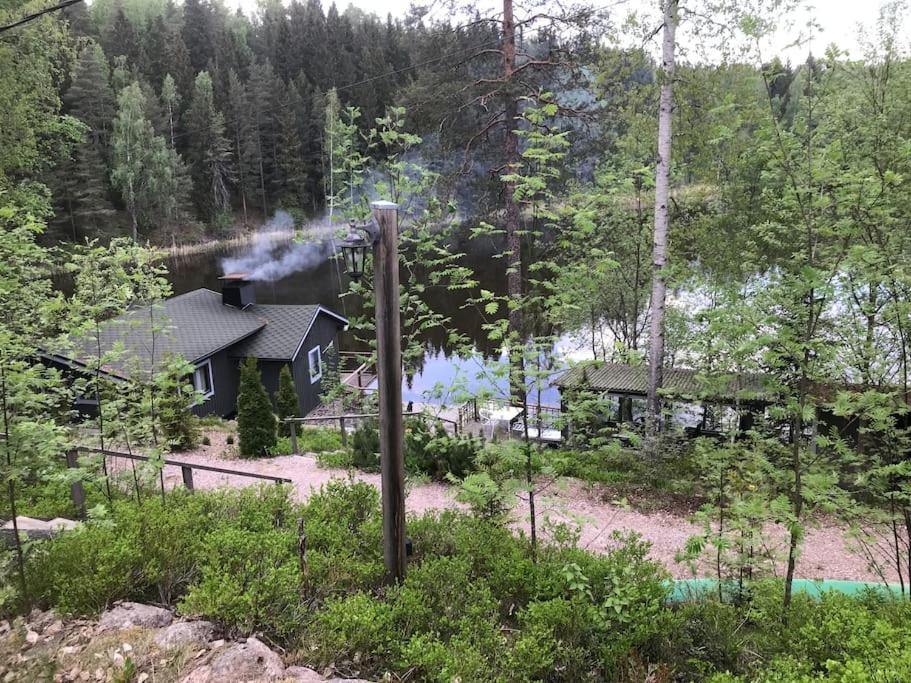 Rantamökki Cottage Vihti near Nuuksio - B&B