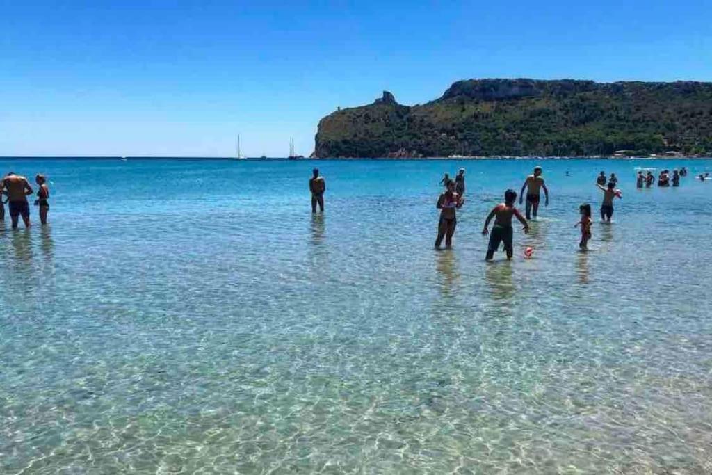Casa Smeralda a 950m dalla Spiaggia - B&B Quartu Sant'Elena