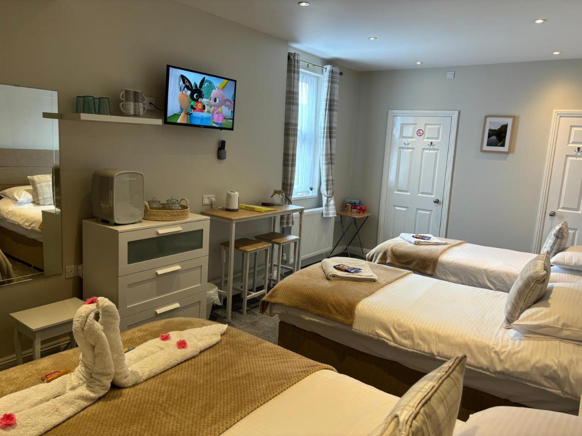 Deluxe Family Suite