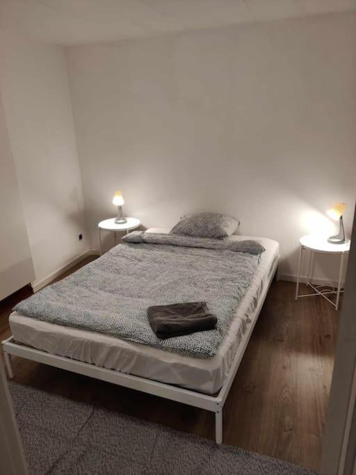 Lys og central lejlighed - Ferienwohnung