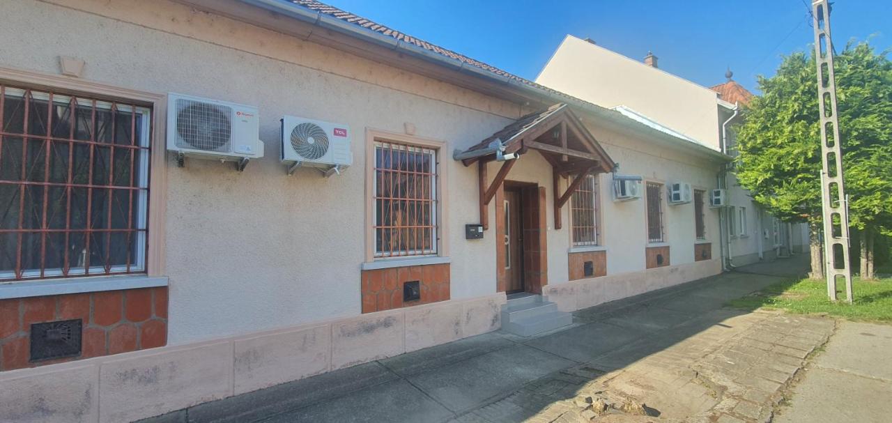 Kölcsey 21 Vendégház - B&B