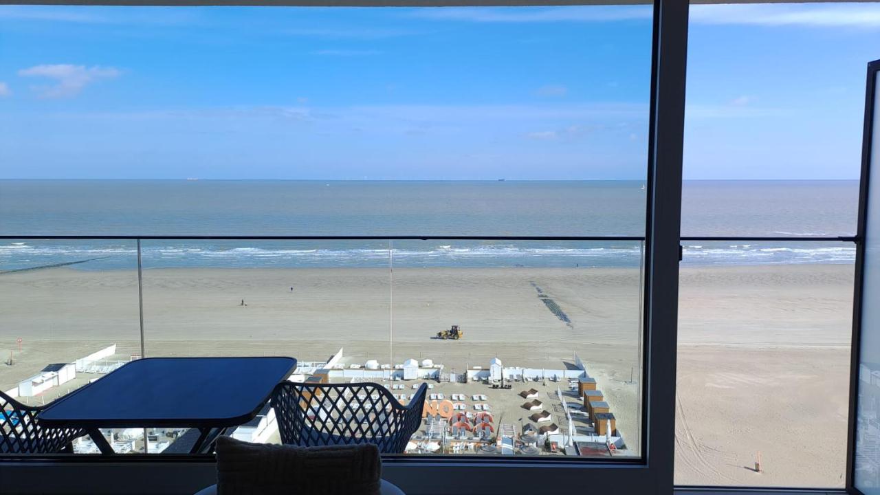 Modern studio with beautiful sea view - 9th floor - B&B
