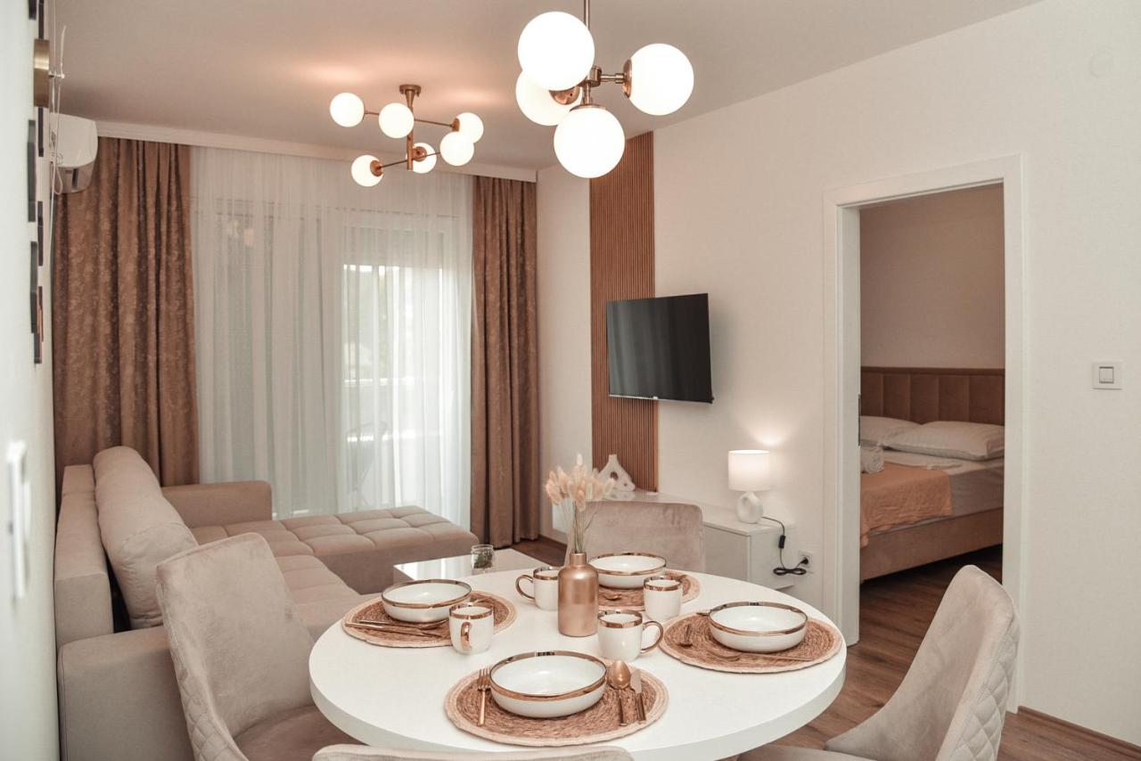 S&L luxury apartman - Ferienwohnung