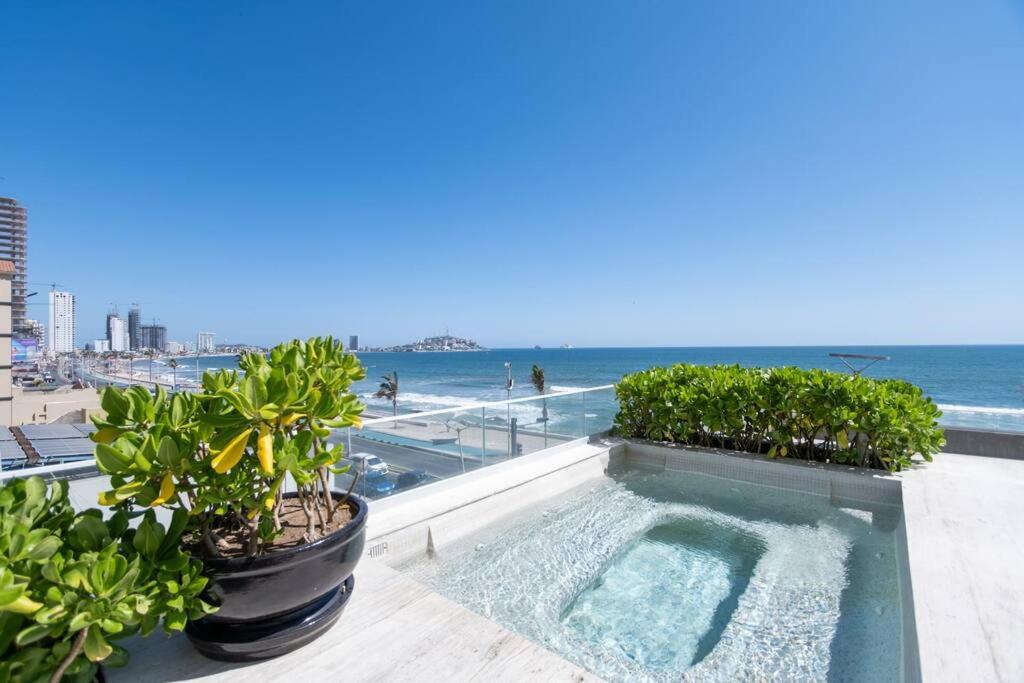 Cristal bay 1504 lujoso depa frente al malecón - Ferienwohnung