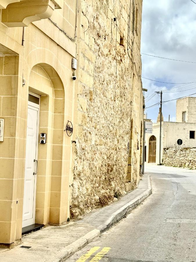 St Anglu Xaghra Family Stay - Lift and AC included - B&B