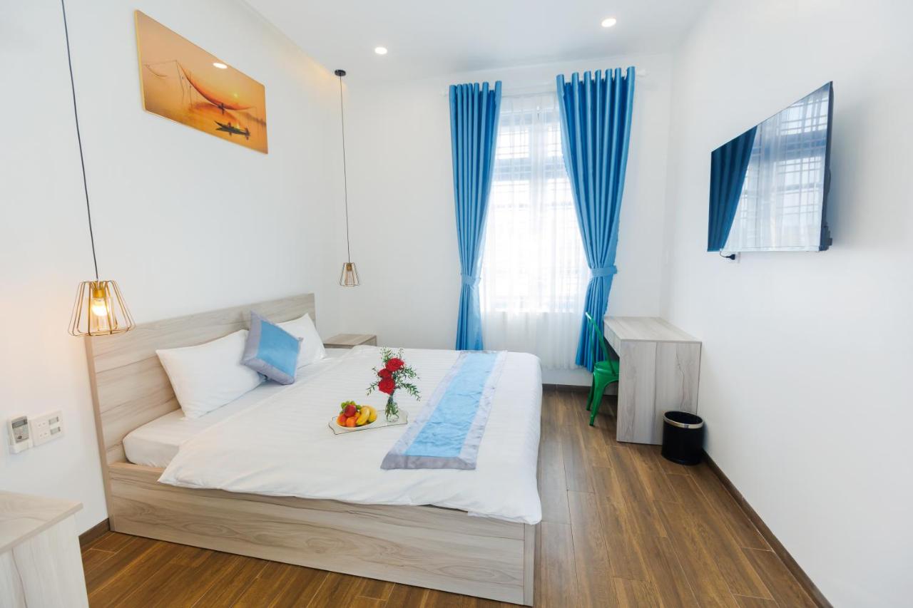 Chambre Lit Queen-Size - Vue sur Jardin