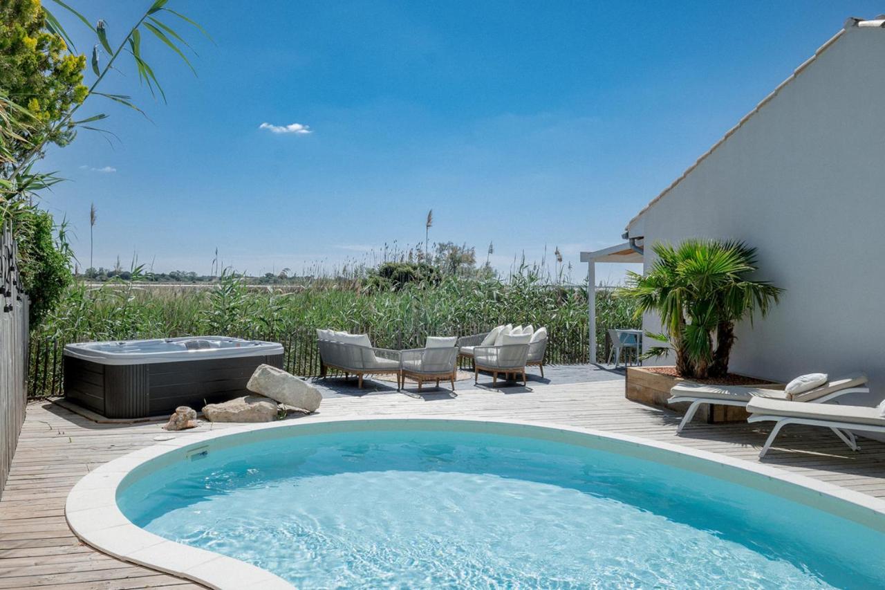 La Perle Rose Villa Standing 5 étoiles avec piscine jacuzzi et superbe vue - B&B Aigues-Mortes