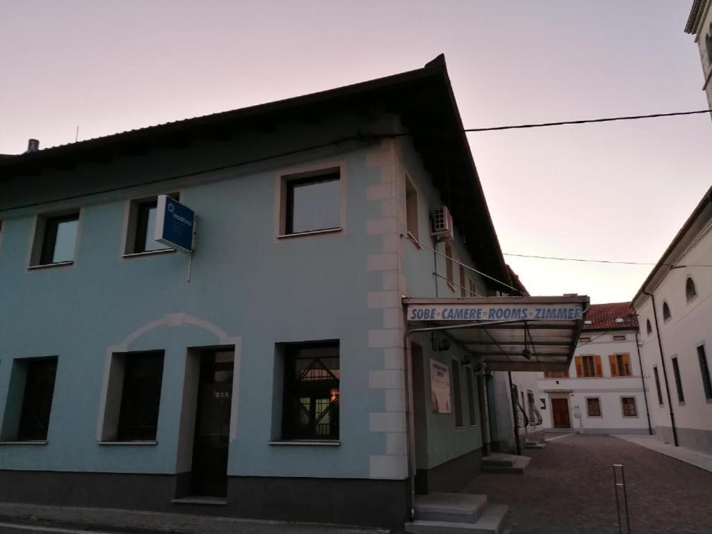 Modrina Guest room - B&B