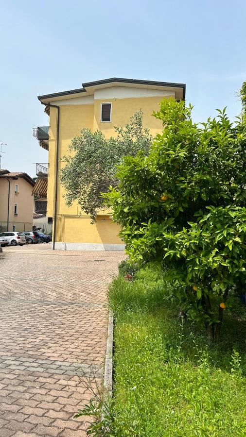 Lorenzini Apartment - Chambres d'hôtes Desenzano del Garda