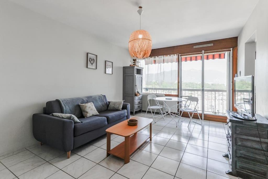 Studio très spacieux- vue imprenable sur le lac - Chambres d’hôtes