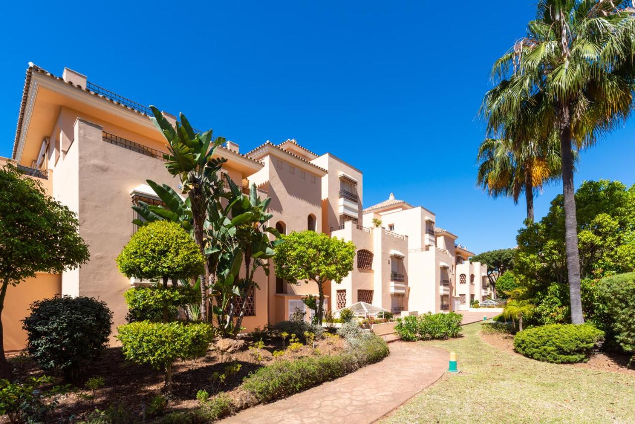 Hacienda Elviria Garden, Marbella - Bed and Breakfast