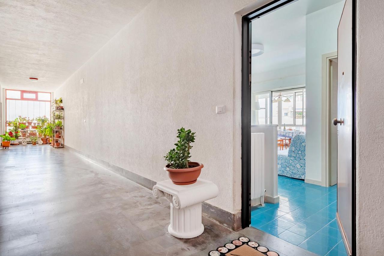Sea Tower Apartment Bari Sea Front - Happy Rentals - Chambres d’hôtes