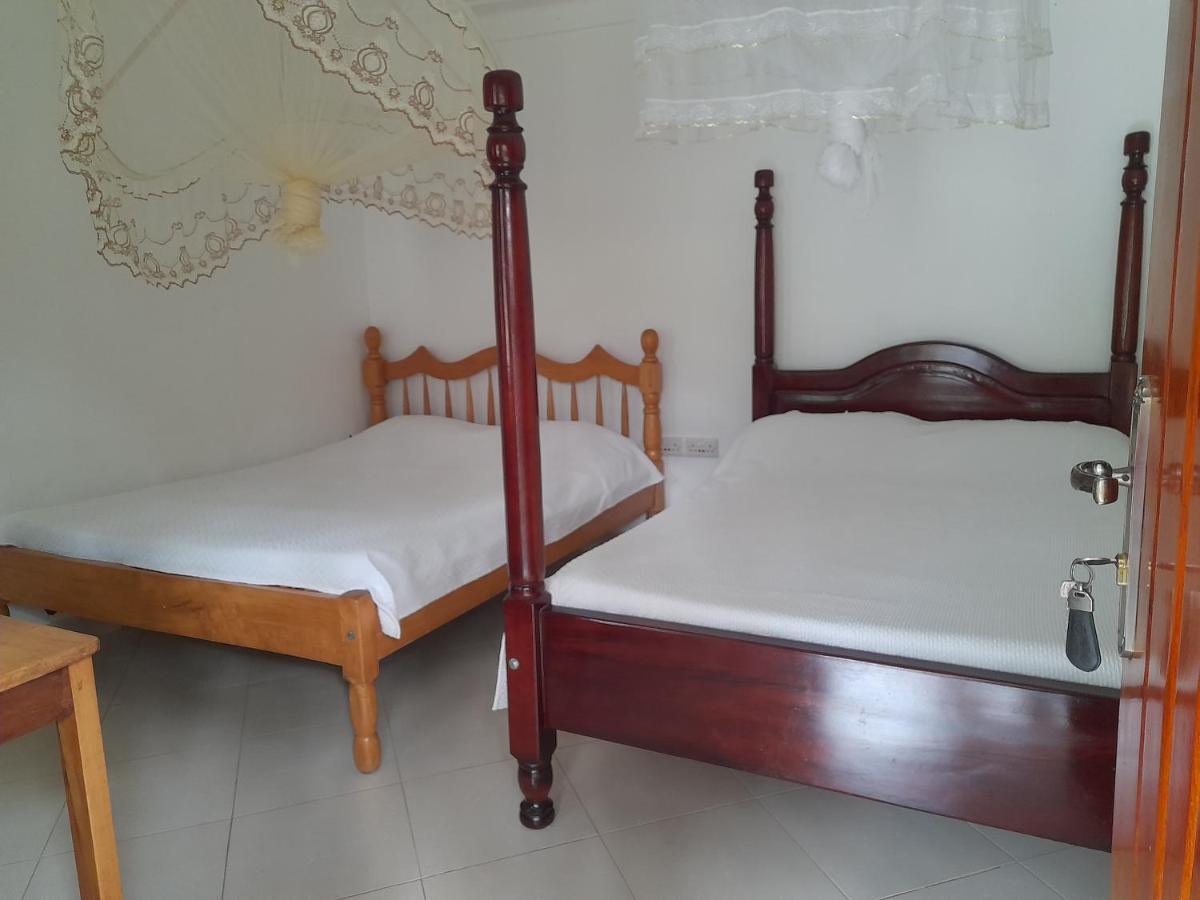 Double or Twin Room with Bathroom