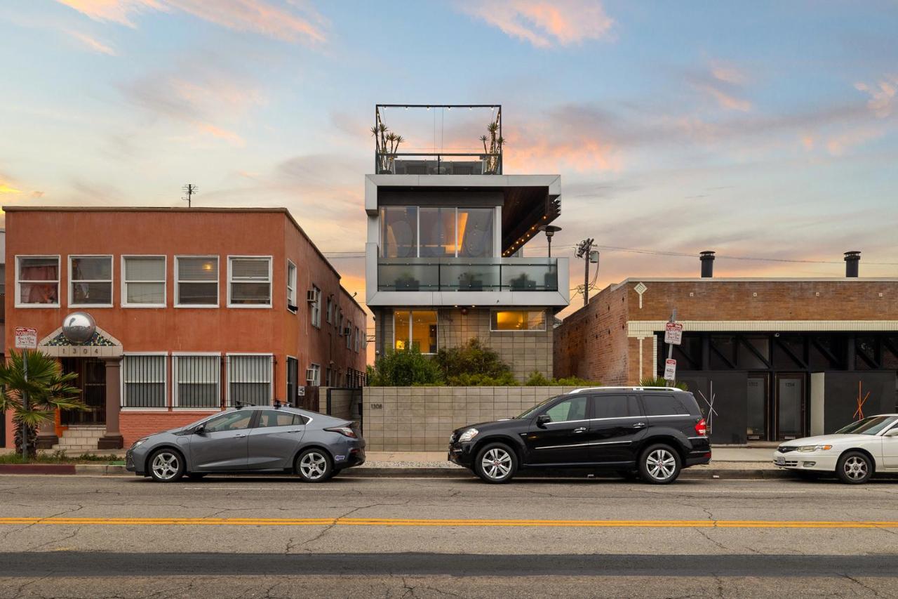 Venice Rooftop 5bd 4 bt steps from the beach - Chambres d’hôtes Los Angeles