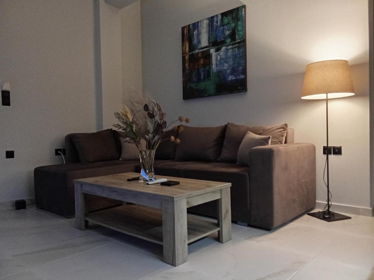Villa Kosta Apartments 2 - Bed and Breakfast Kalamata