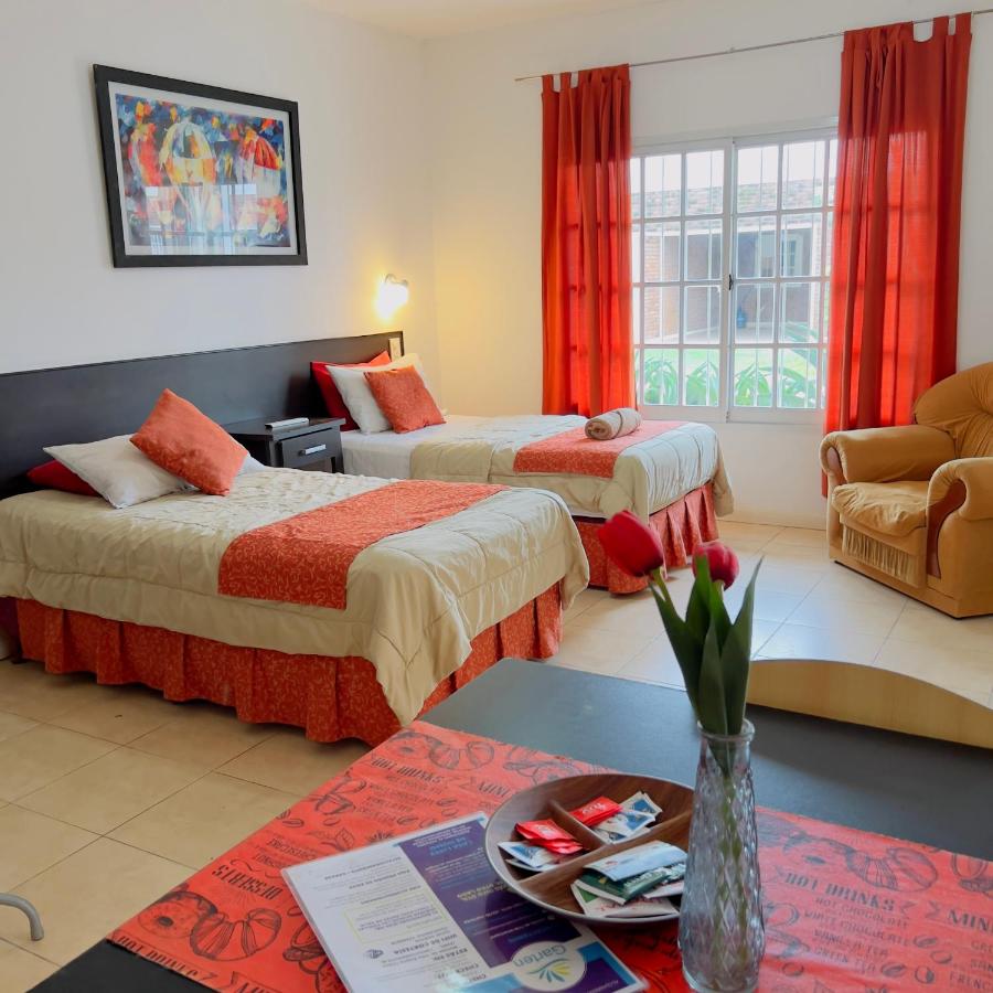 G8 Hermoso Monoambiente con Cochera 2 huéspedes - B&B