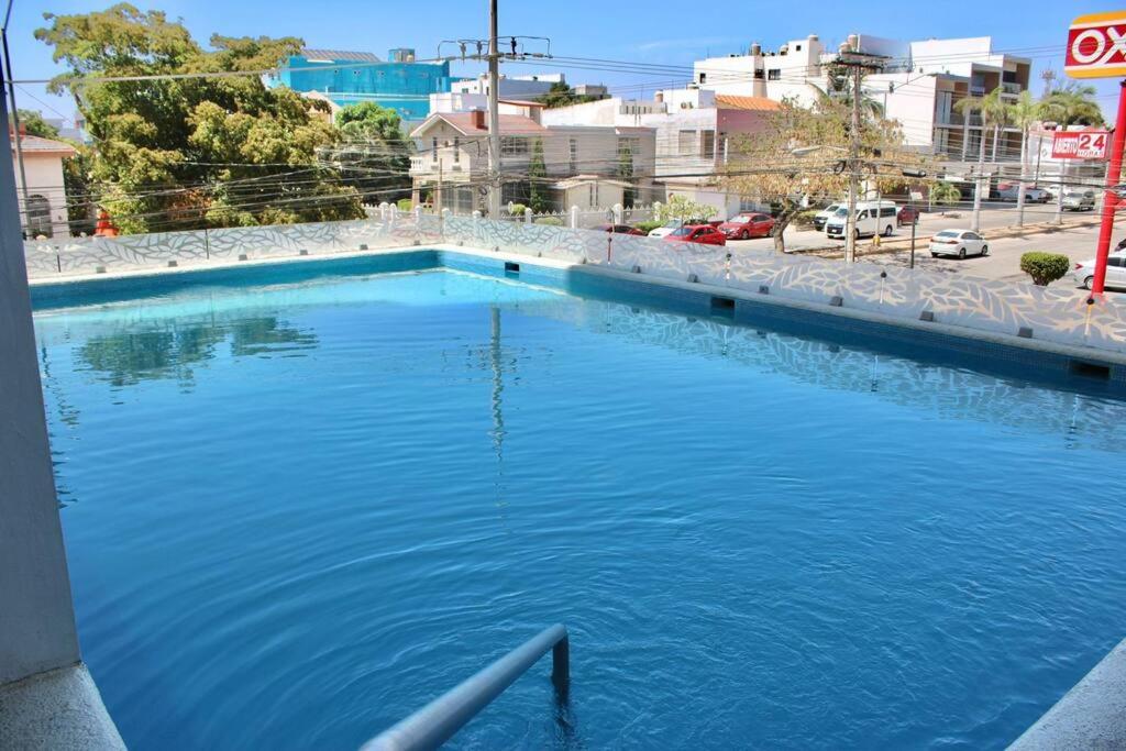 Hermoso en marina, asombrosas vistas by G P S rentas - B&B