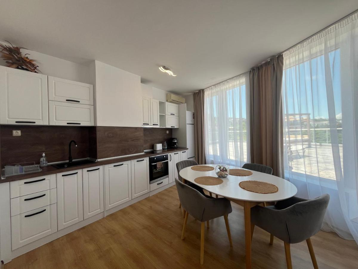 Apartment mit Meerblick