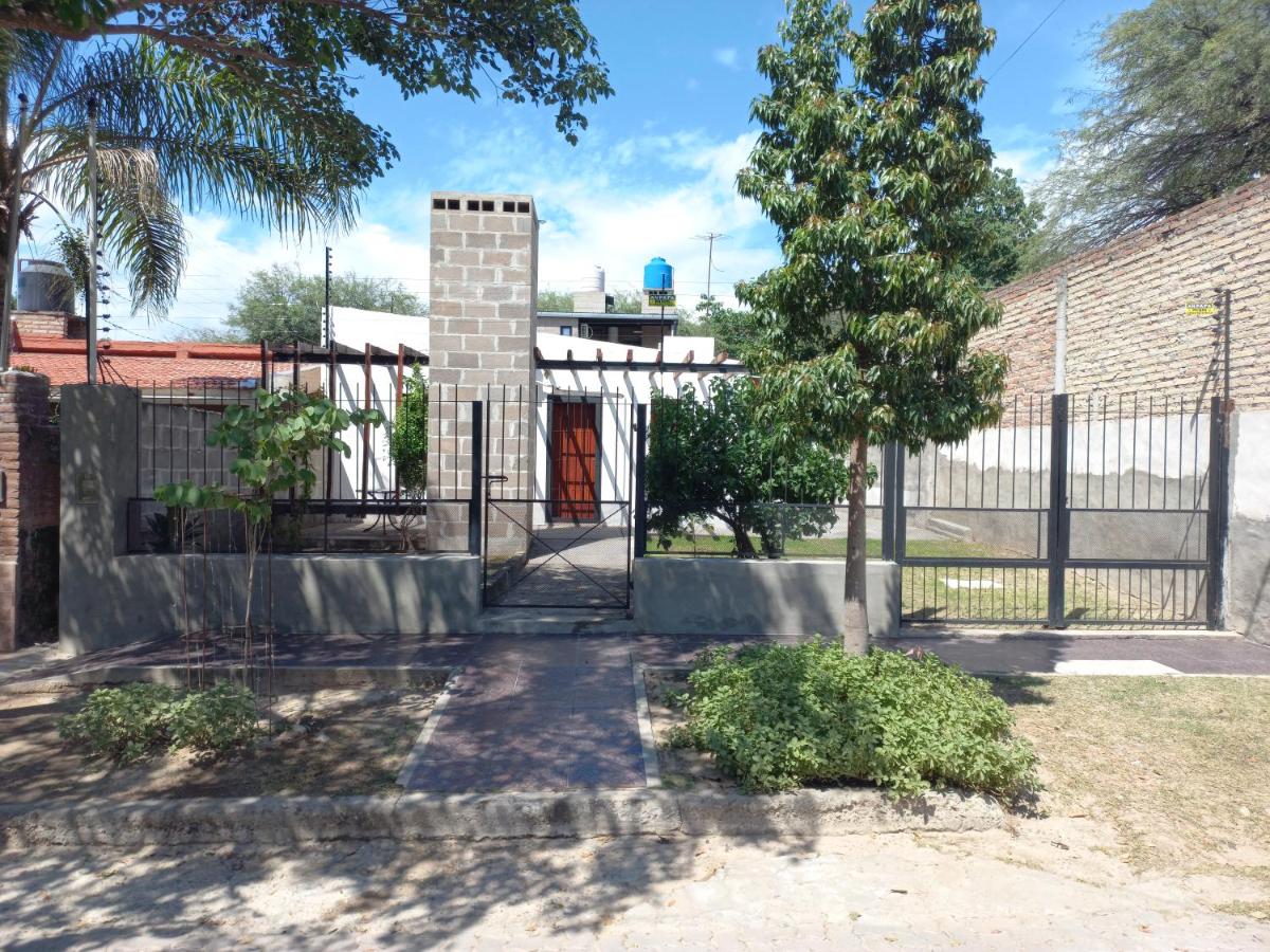 terraza con asador privado - B&B Termas de Río Hondo