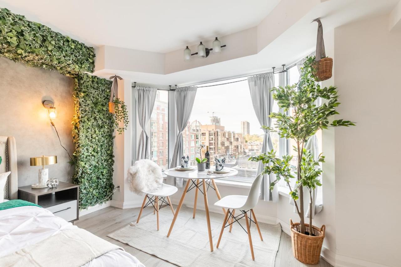 Superior Apartment with City View