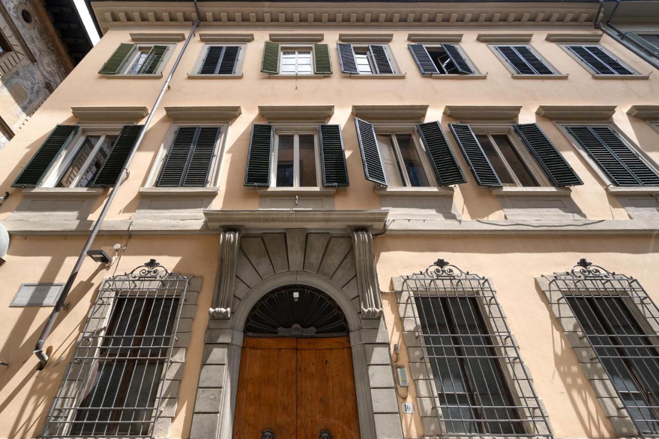 Explore Florence, your unforgettable stay at Via Giraldi House - Bed and Breakfast Florence