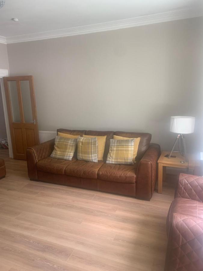 Elegant bungalow in Newmilns, East Ayrshire - Chambres d’hôtes Newmilns