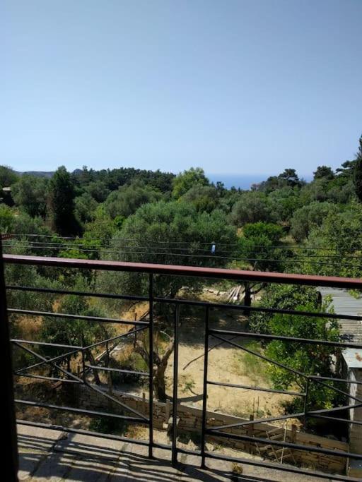 Peacefull house Christos Rachon - B&B