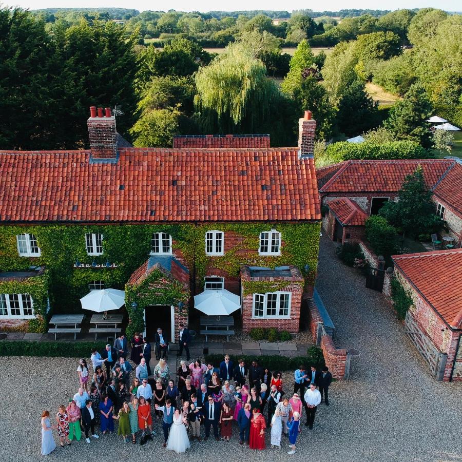 The Brisley Bell - B&B
