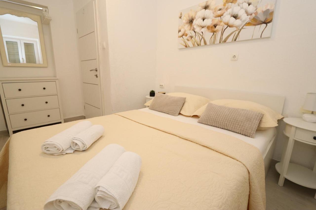 Apartment mit 2 Schlafzimmern und Gartenblick
