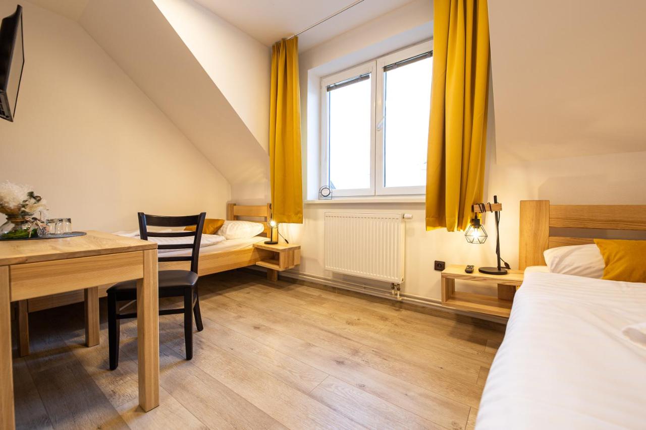 Zweibettzimmer