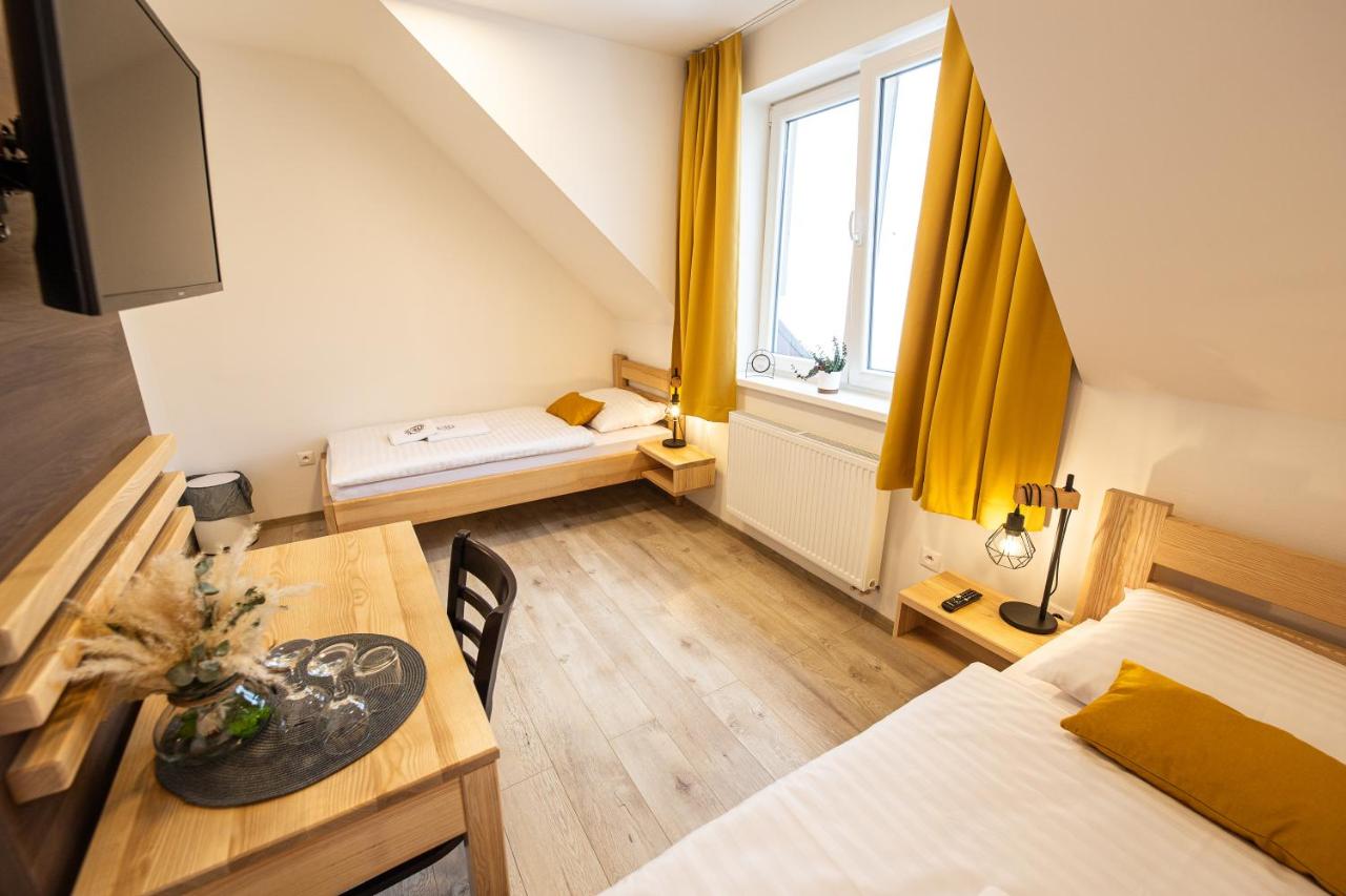 Zweibettzimmer