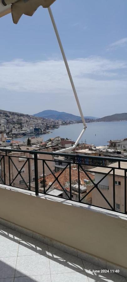 Liv Skyline Apartment - Ferienwohnung Saranda
