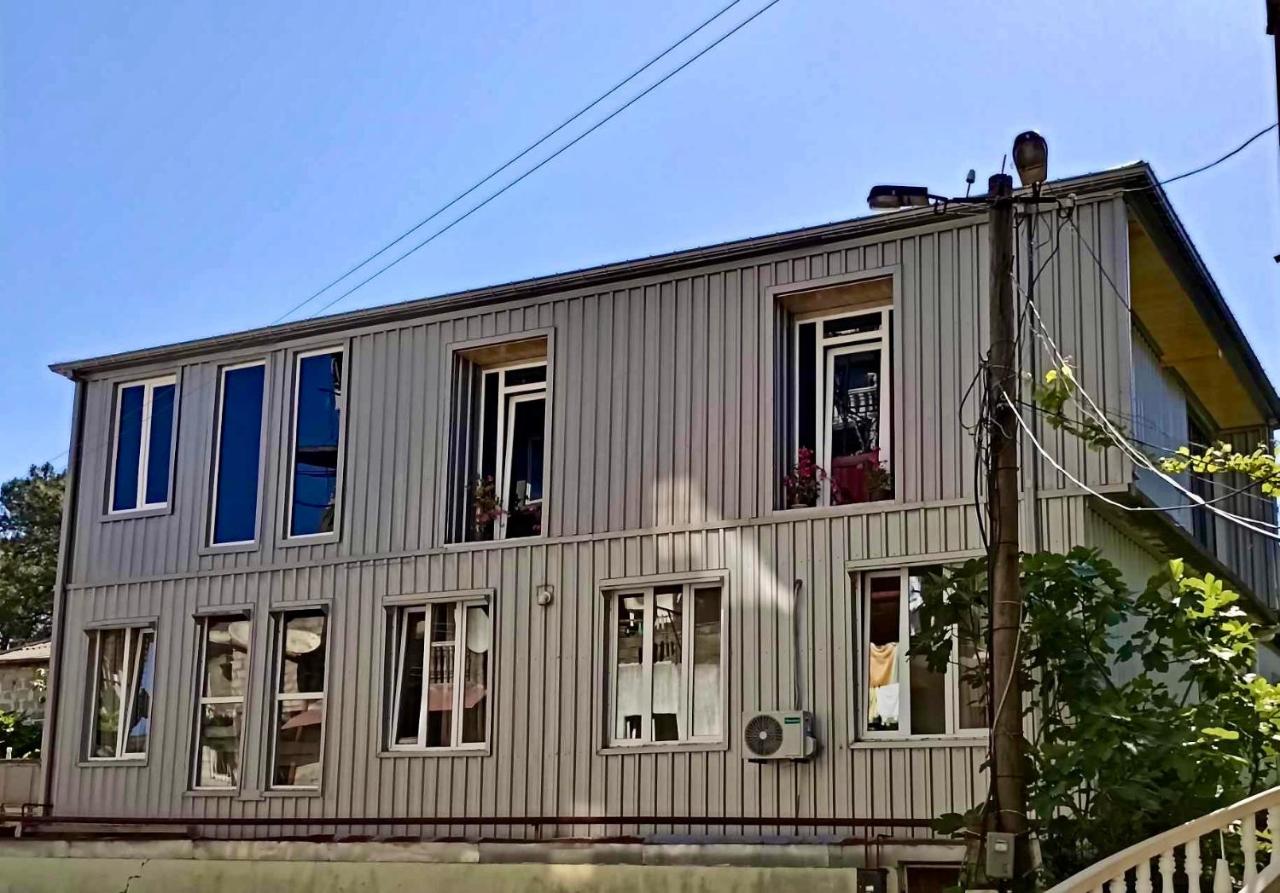 Anna's Guesthouse - Bed and Breakfast Koboeleti