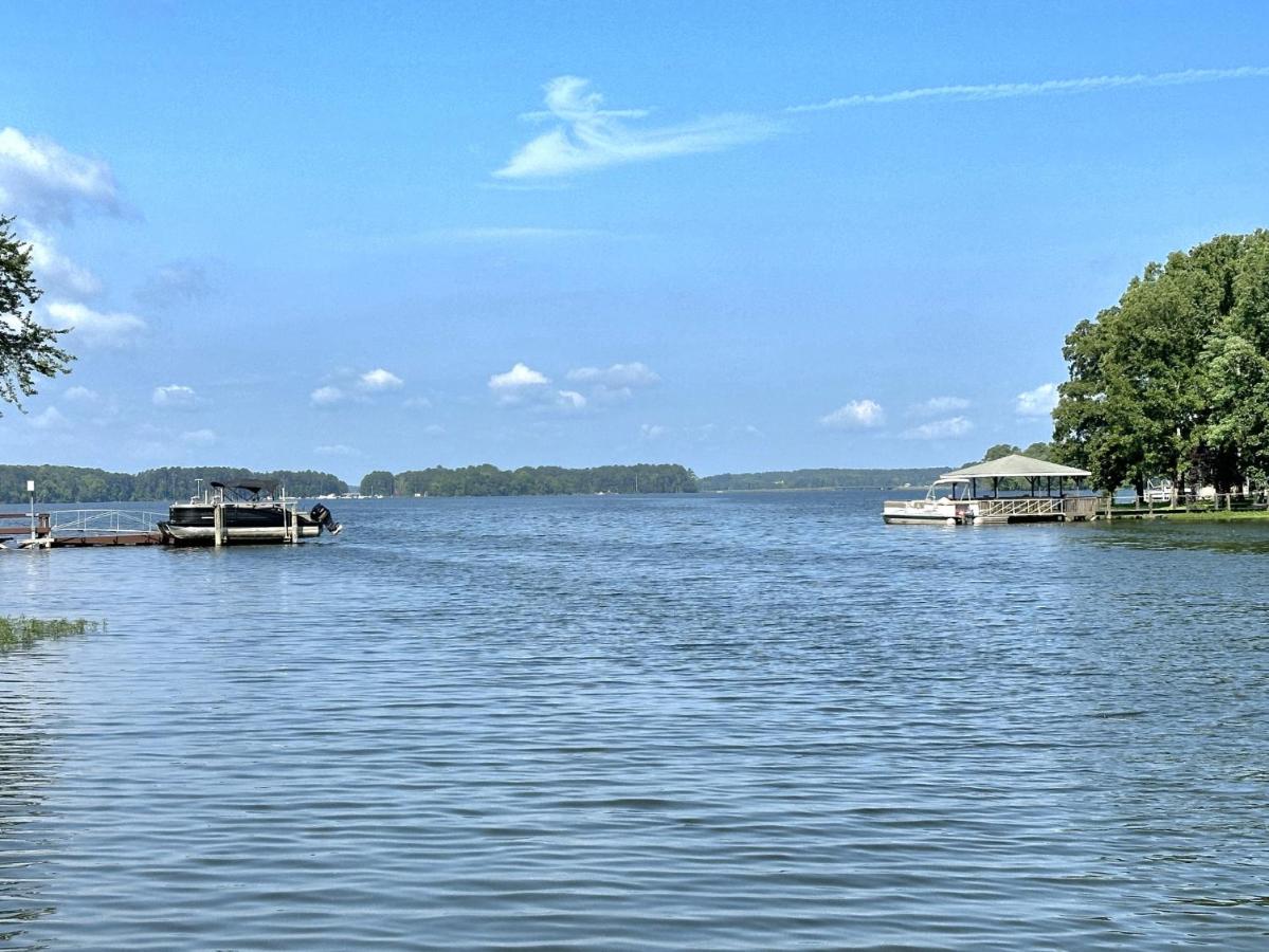 Lady of the Lake - Bed and Breakfast Chapin
