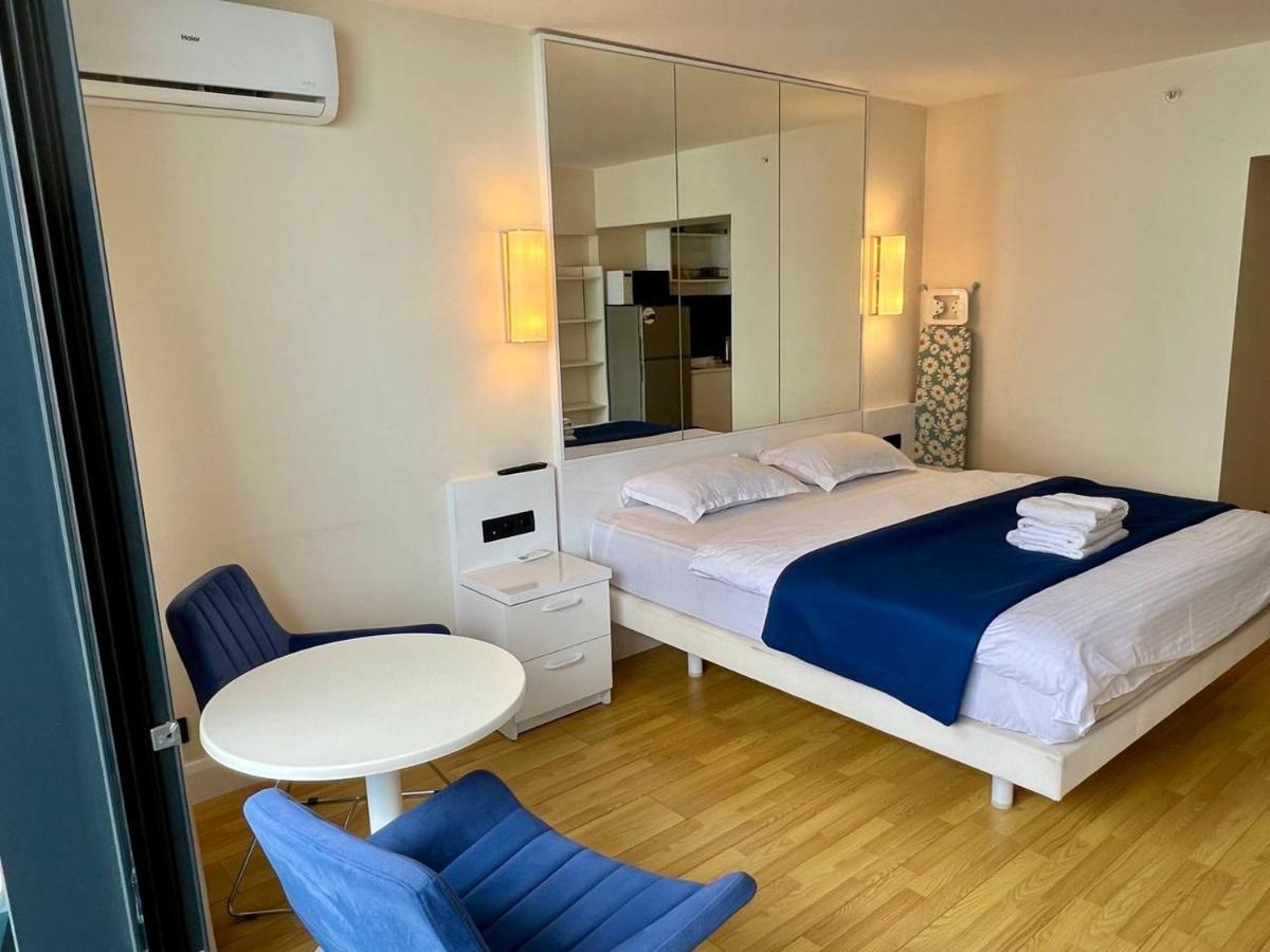Sunny Batumi Orbi City, A Block, 16 floor, 1617 - Chambres d'hôtes Batoumi