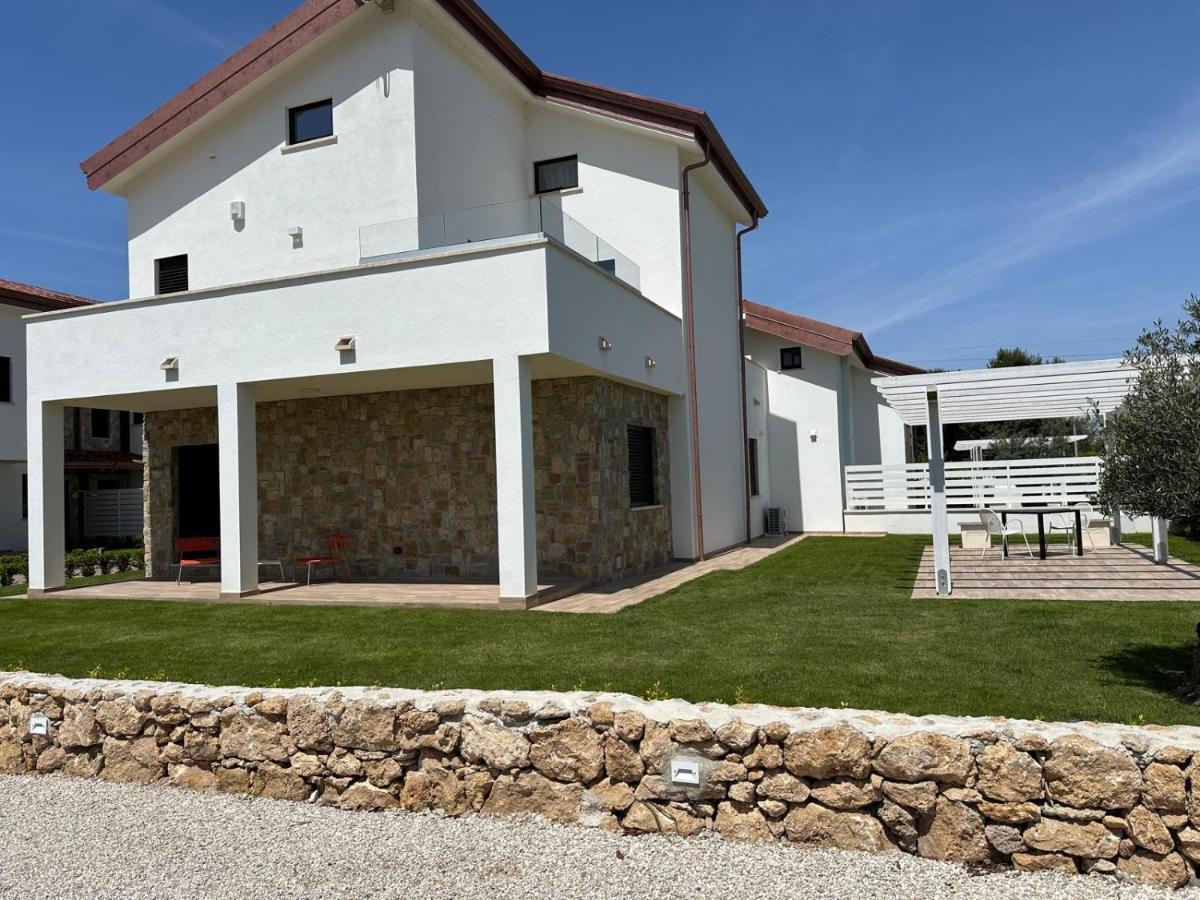 Hera Paestum Suite con Piscina privata - B&B Pesto
